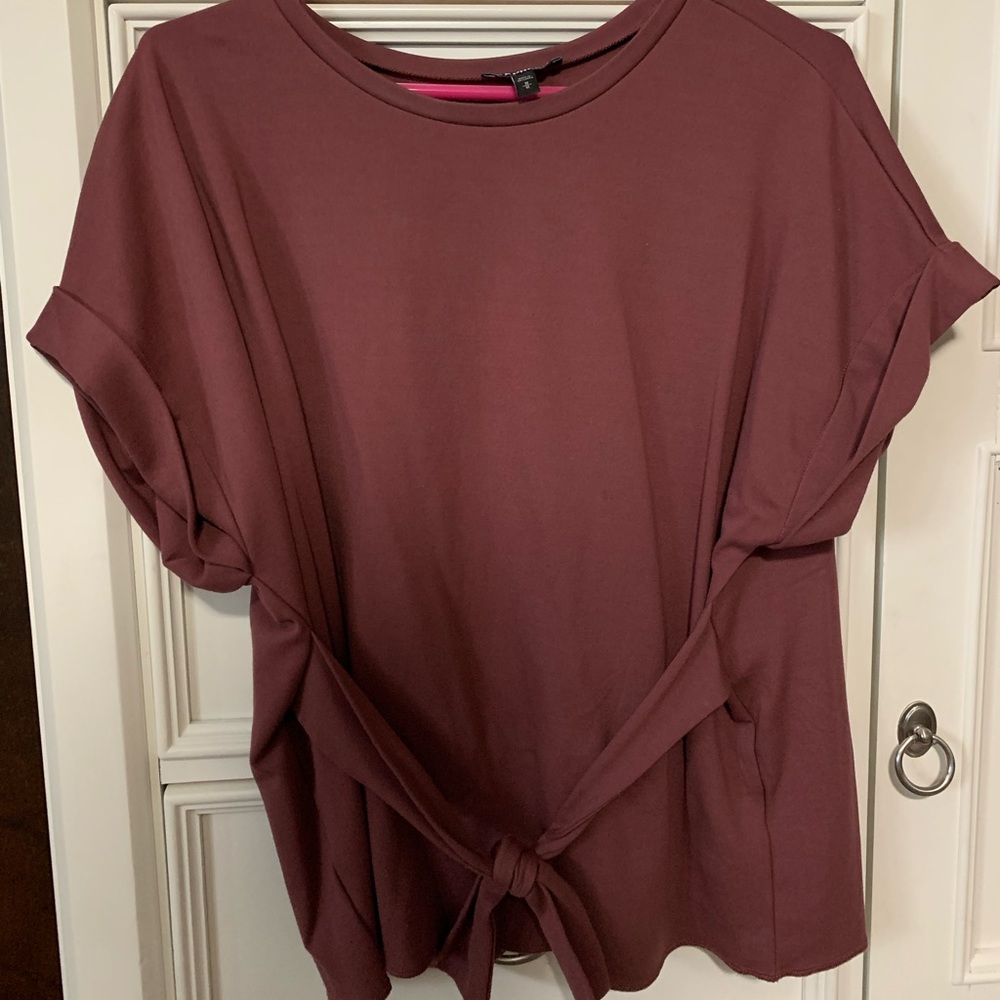 Express women’s shirt with front tie